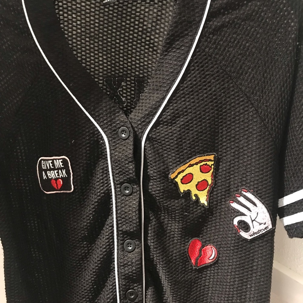 ❌SOLD❌ Black Forever 21 Jersey - Picture 2 of 3